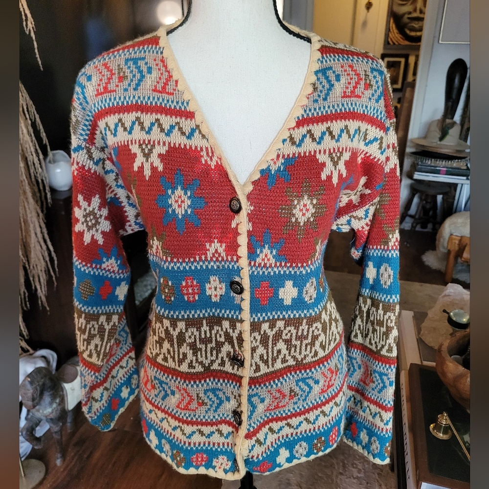 Quadro Vintage Wool Knit Abstract Button Up Sweater